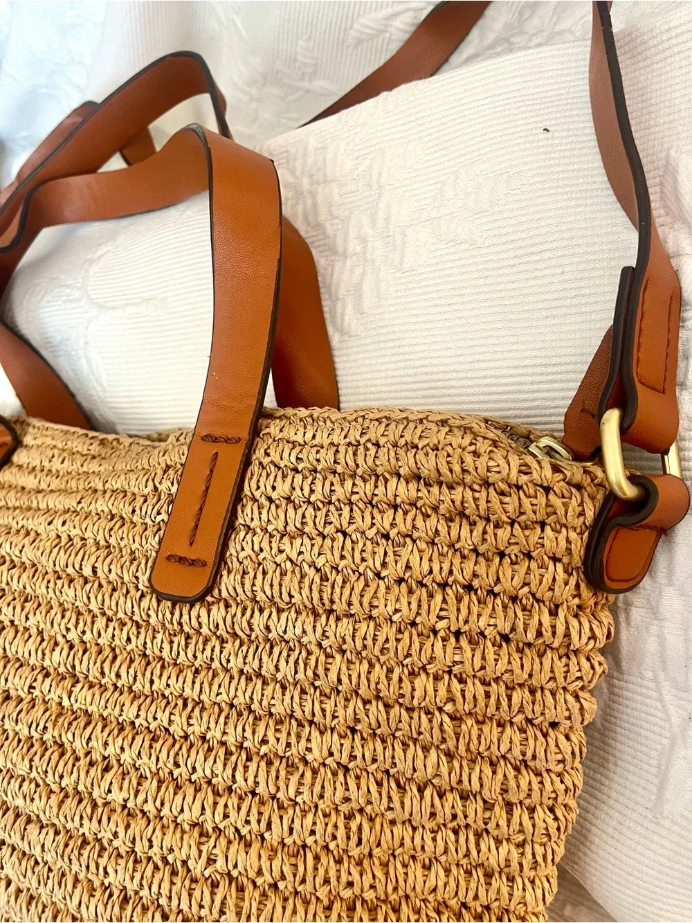 GAP spacious woven
